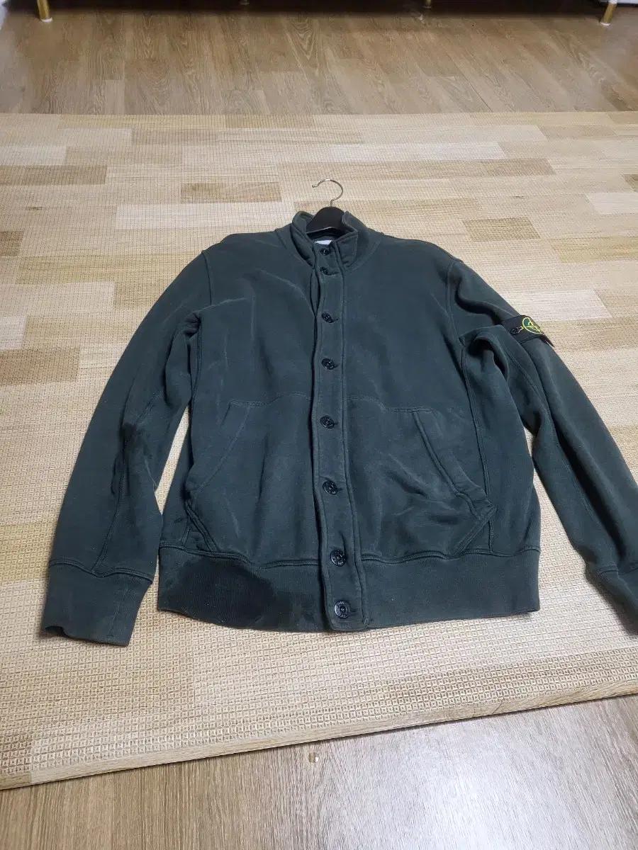 스톤아일랜드 다크 그린 가디건 자켓