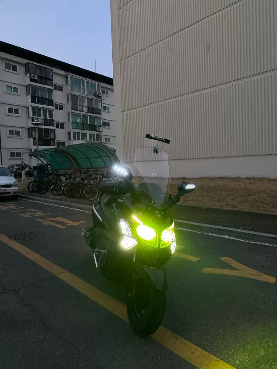 보이져125