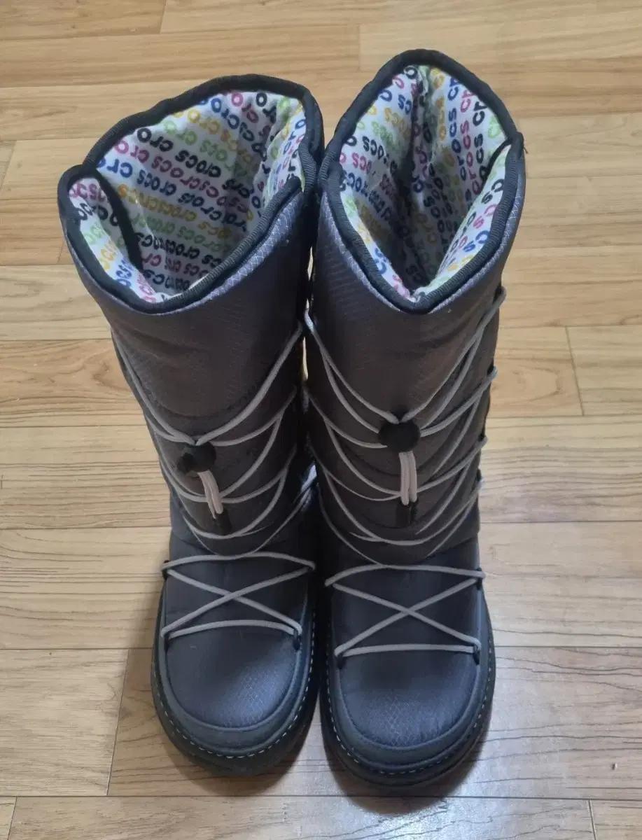 크록스 패딩 털 방한 부츠 W8 (250mm) 이미지참조 상태베리굿 구제