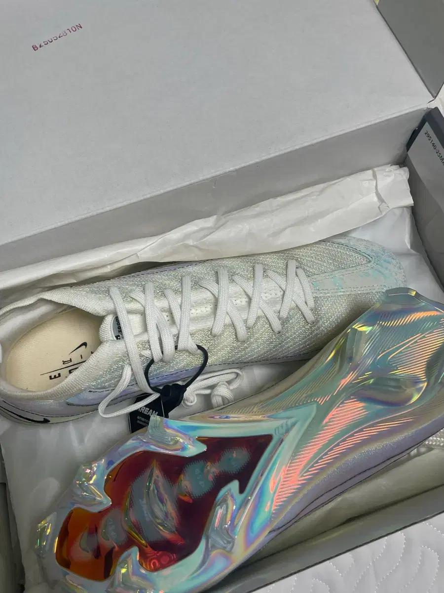 나이키 줌 머큐리얼 베이퍼 16 엘리트 AM 95 SE FG 화이트한정판