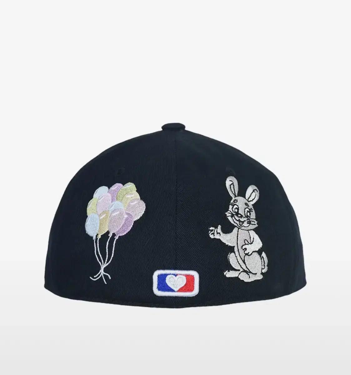 더뮤지엄비지터 RABBIT EMBROIDERY CAP 모자 네이비