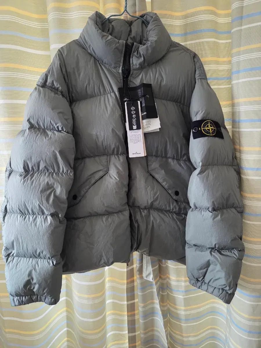 스톤아일랜드 23fw 크링클랩스 세이지그린  L