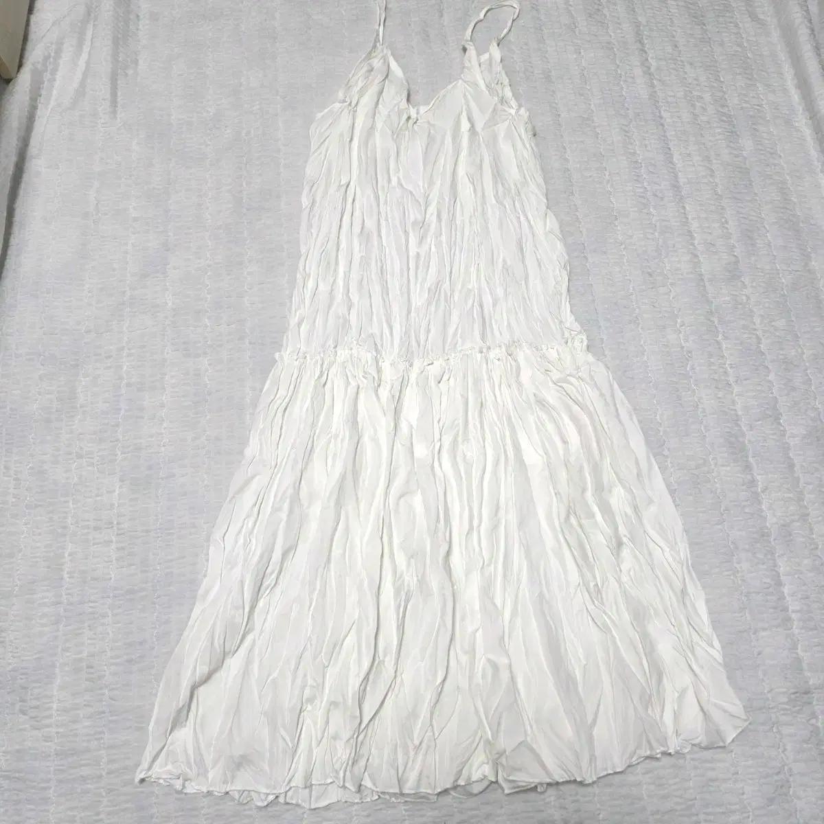 빈티지)레이어드 모리걸st 화이트 캉캉 프릴 여름휴양지 민소매 롱원피스