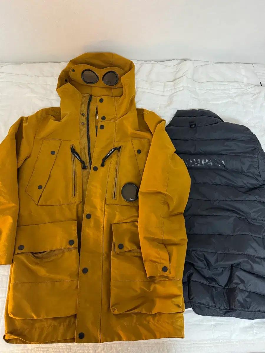 cp컴퍼니 고글 다운패딩자켓