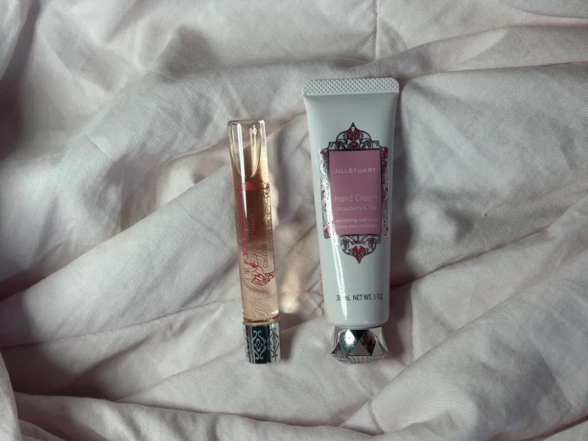 질스튜어트 뷰티 일녀양산형 핸드크림 롤온향수