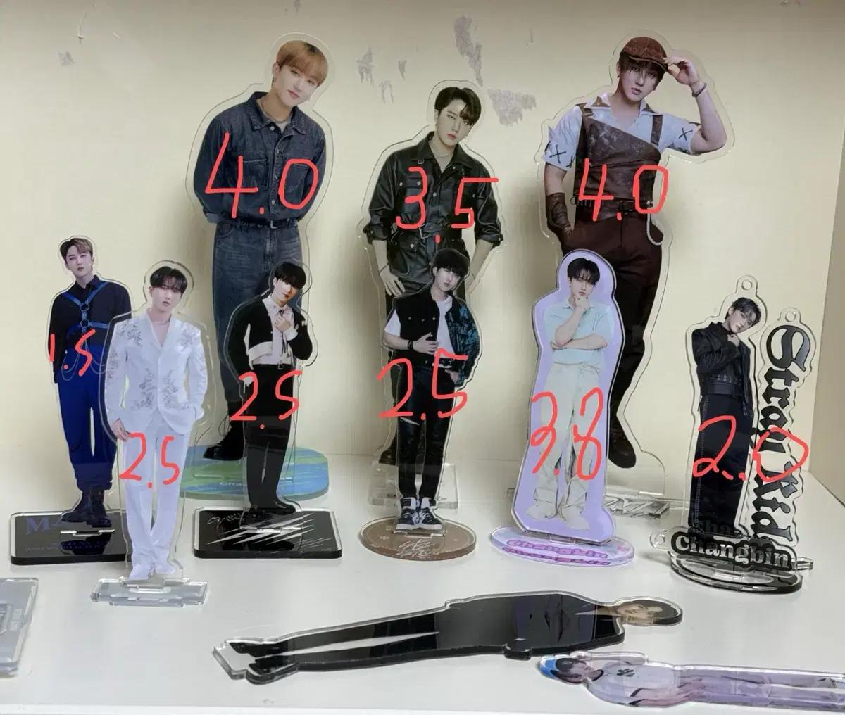 스트레이키즈 스키즈 창빈 돼끼 아크릴스탠드 등신대