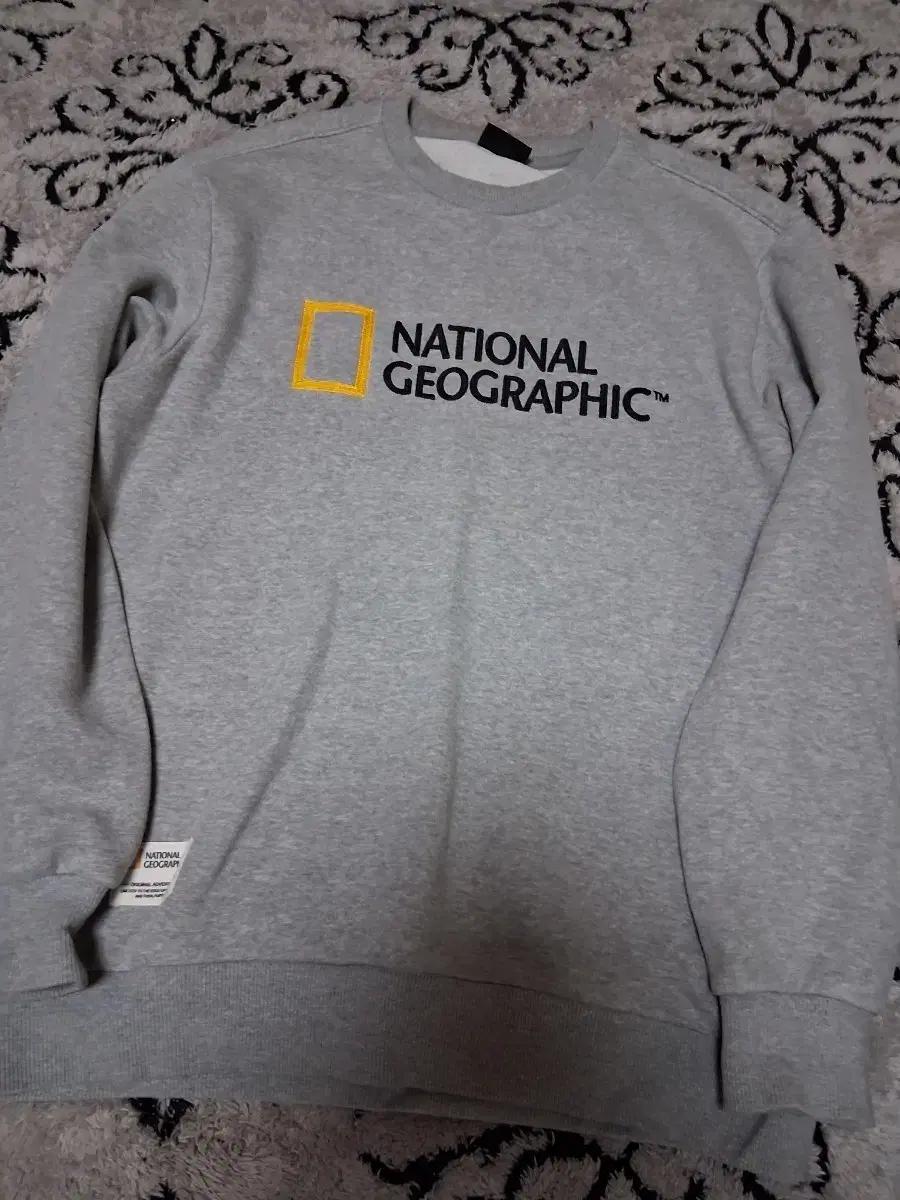 내셔널지오그래픽 맨투맨 회색95