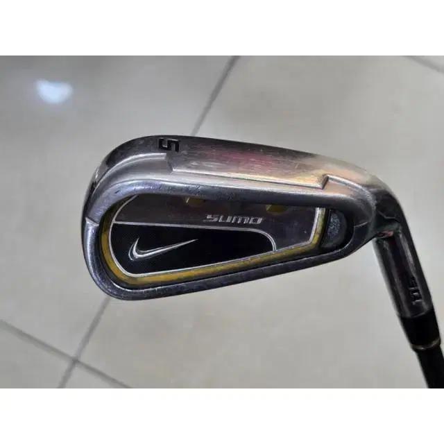 나이키 SQ SUMO 정품 5번아이언 그라파이트 카본 R 중고 골프...