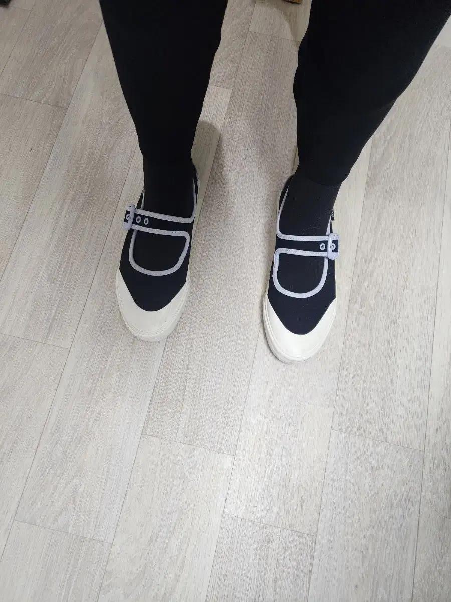 Vans 메리제인 슈즈 블랙