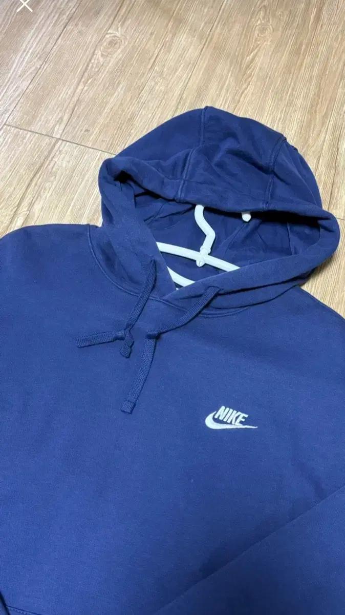 나이키 블루 후드티