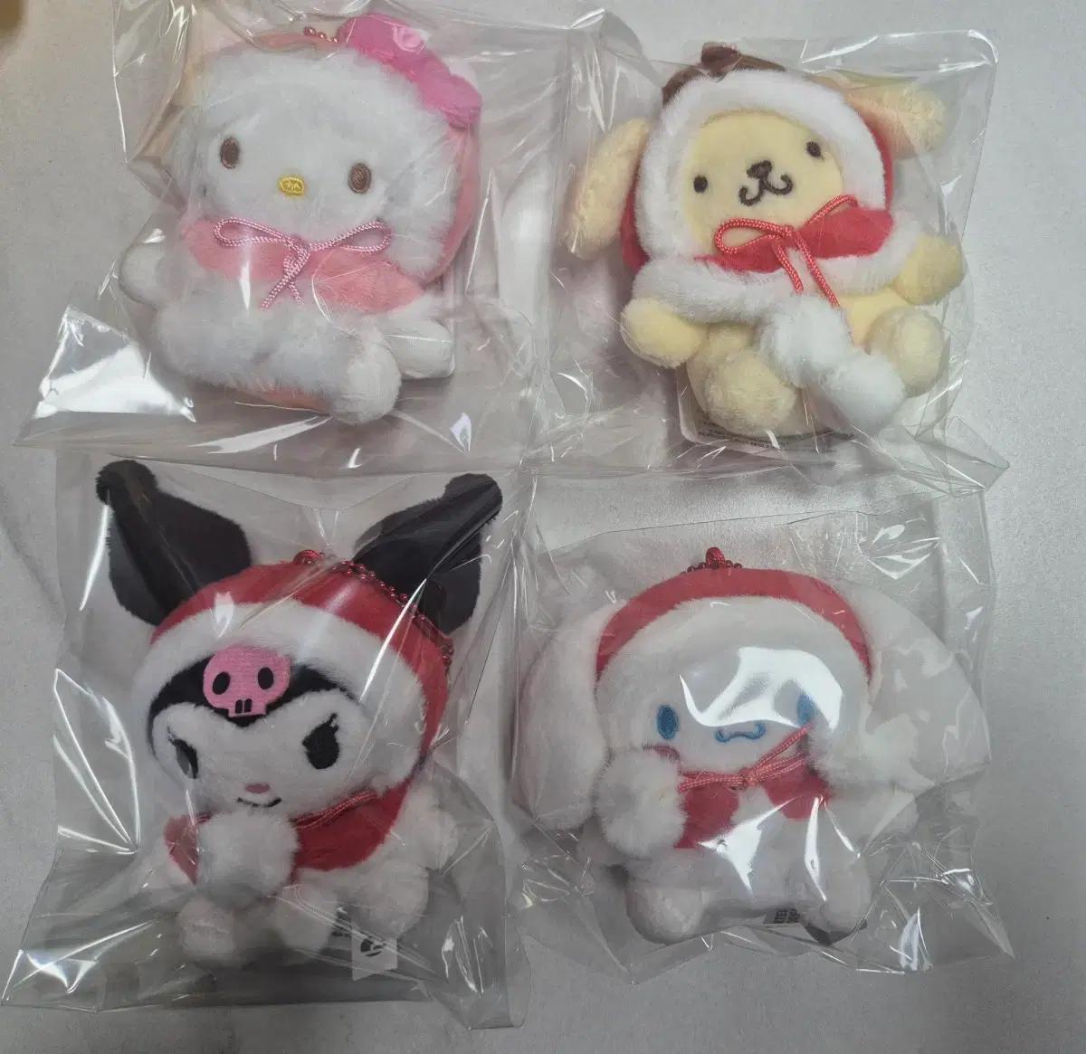 산리오 키티 시나모롤 폼폼푸린 쿠로미 망토 가방걸이 판매(새상품)