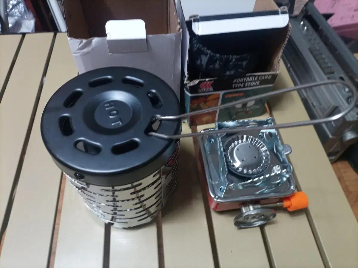 미사용품. 캠핑용 휴대용 미니 버너 + 미니 난로 세트입니다~