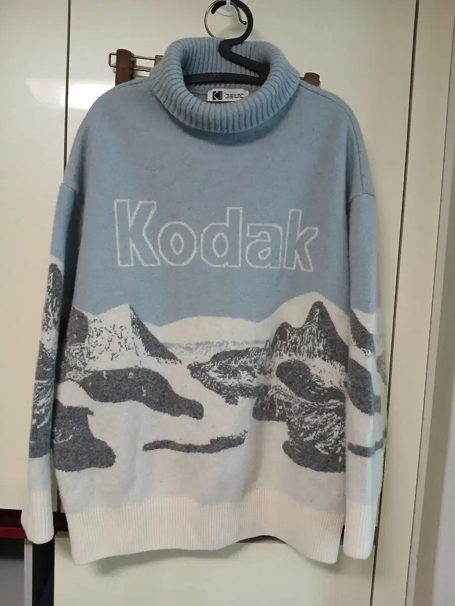 코닥  컬러라마 스웨터 스이블루색 겨울  여성니트 95