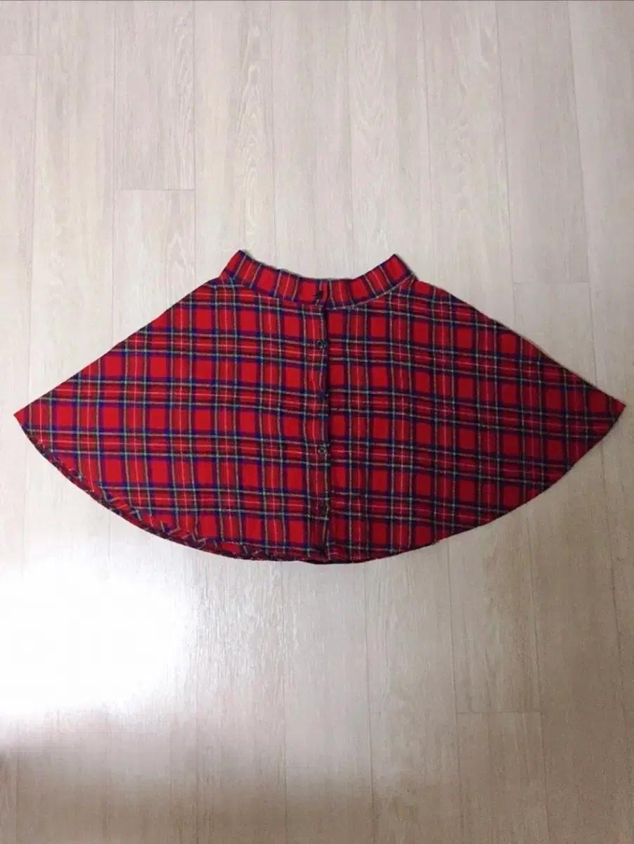 레드 체크 단추 버튼 플레어 스커트