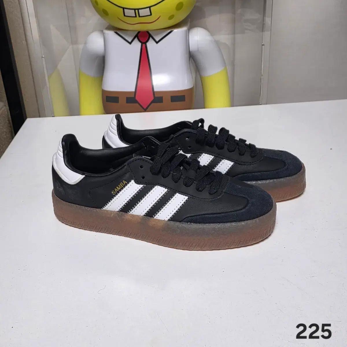 아디다스 삼바 블랙화이트 225