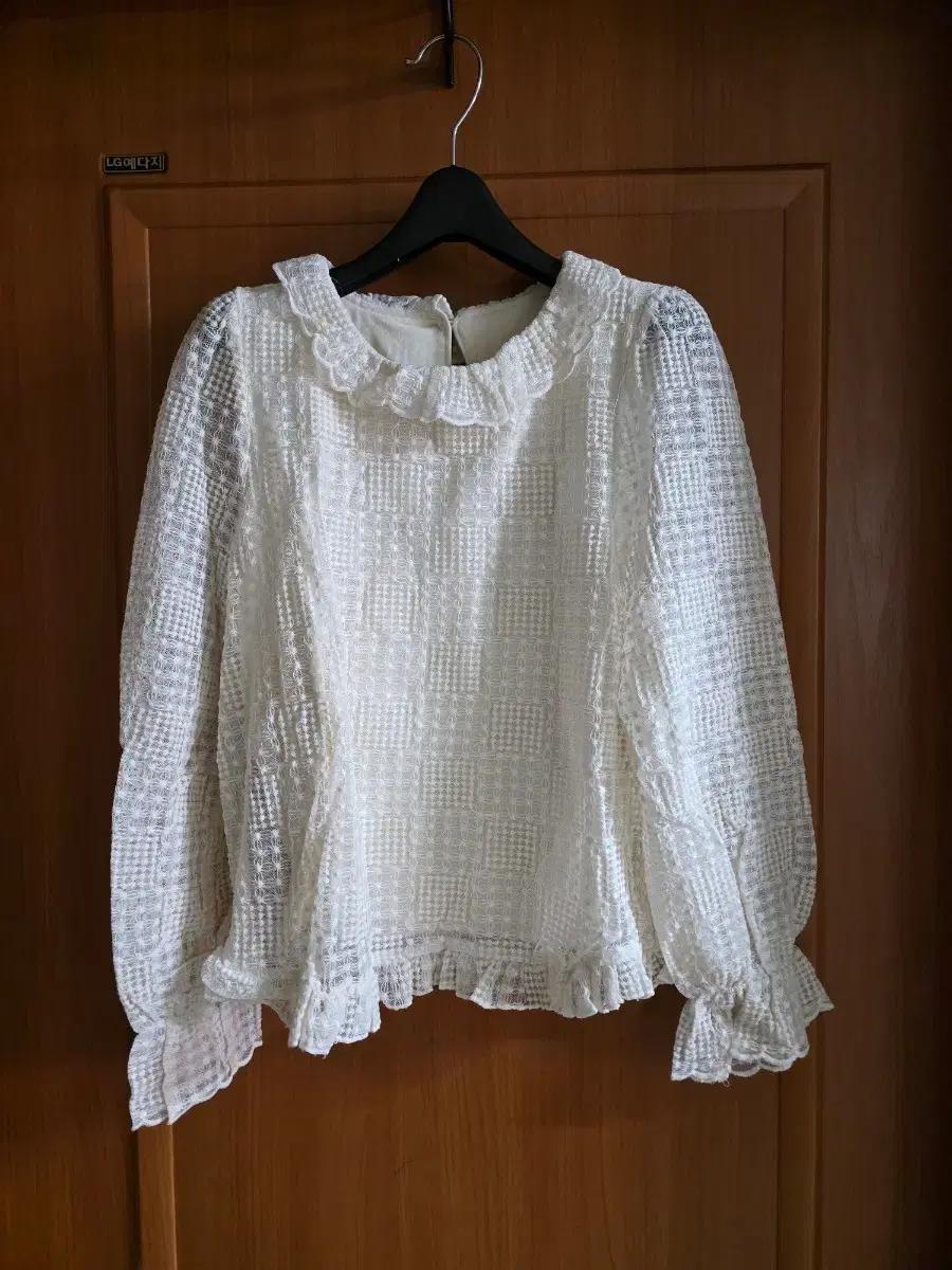 (새상품) 전체 레이스 러블리 블라우스