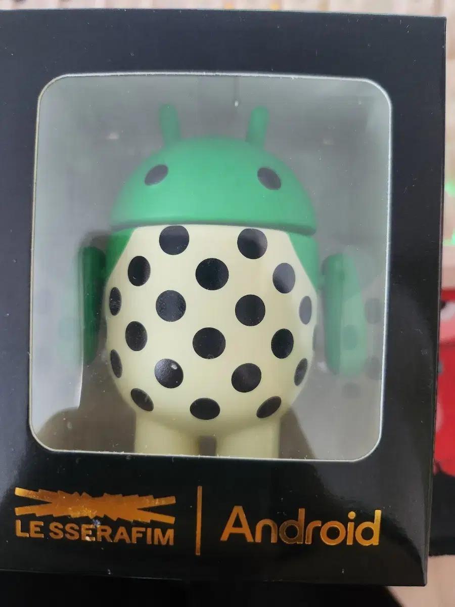 르세라핌 Android 콜라보 한정판 피규어 팝니다