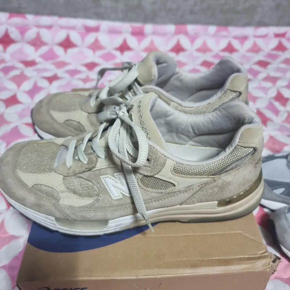 뉴발란스 992탄 265