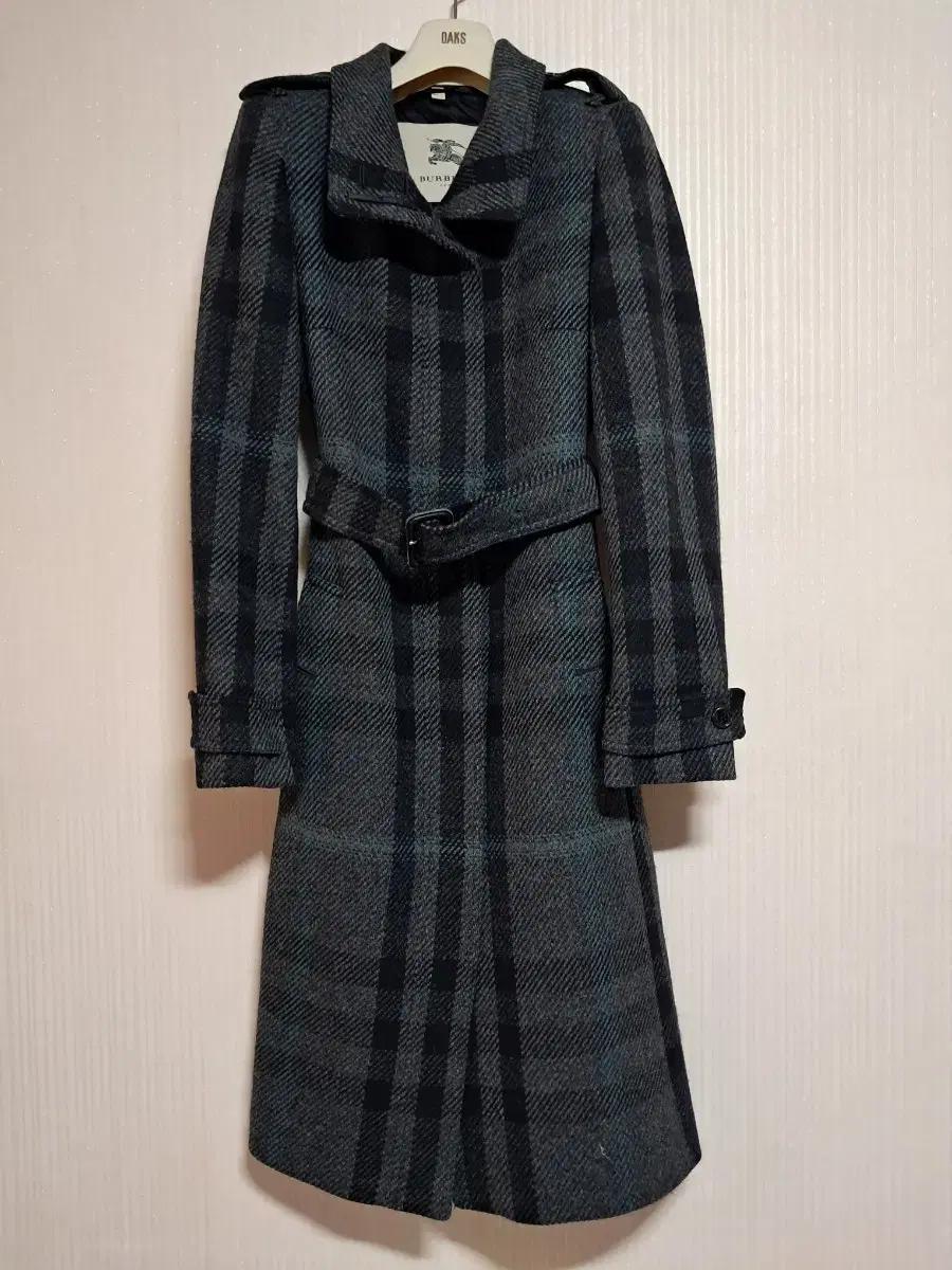 <명품, 신형라벨> 버버리 울 코트 (여성 66사이즈, 키 크신 분)