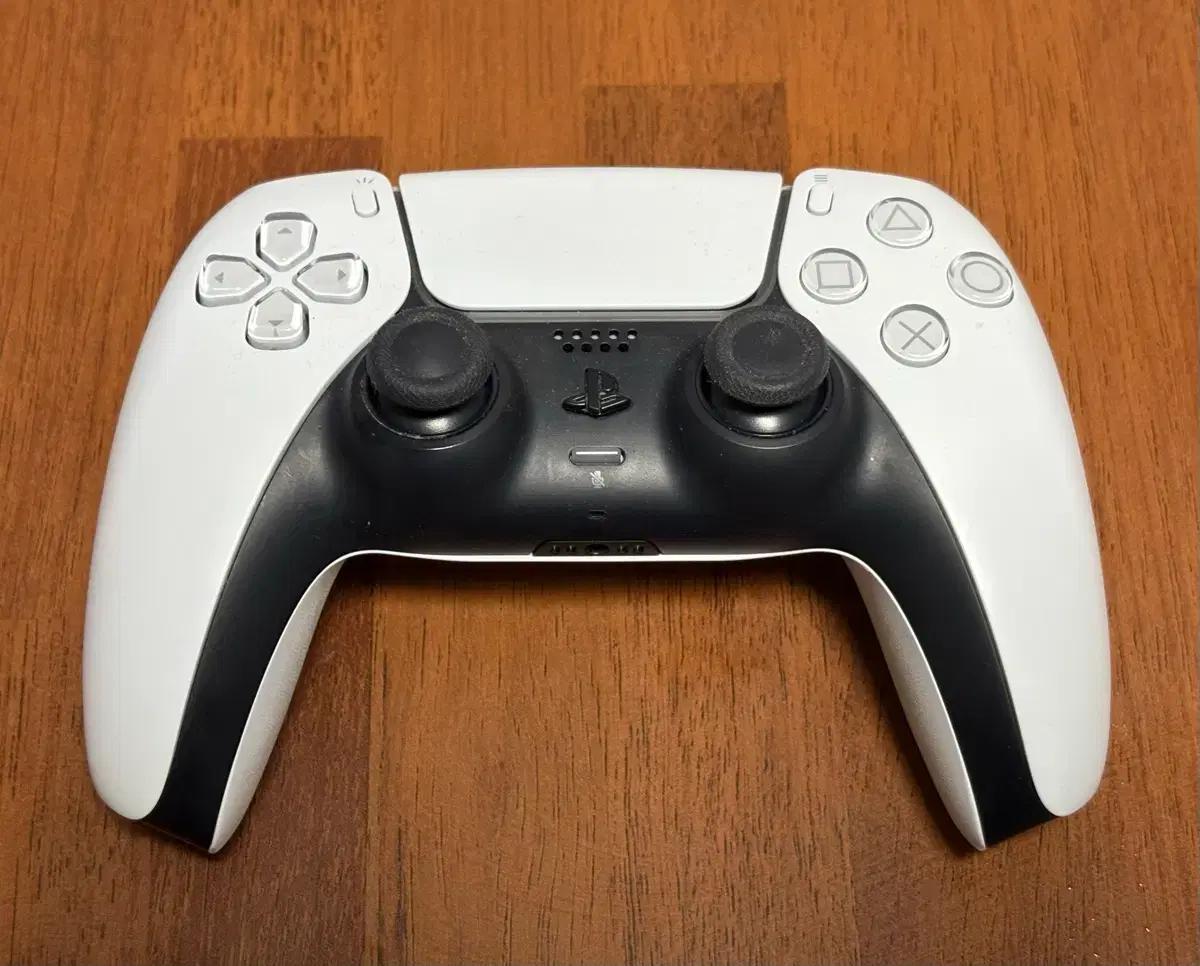 PS5 듀얼센스 컨트롤러 화이트