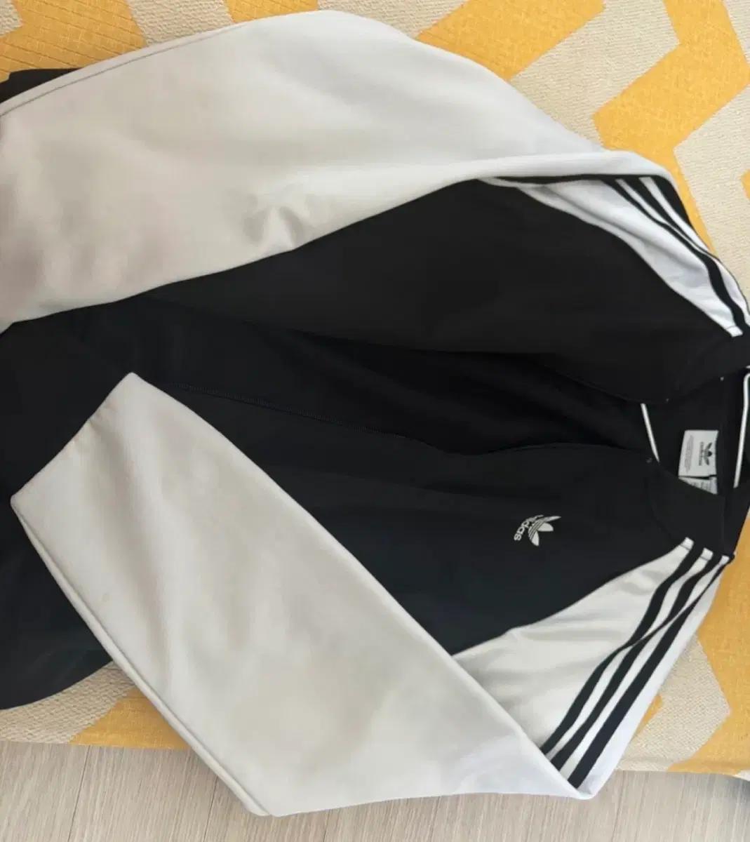 아디다스 져지 팝니다