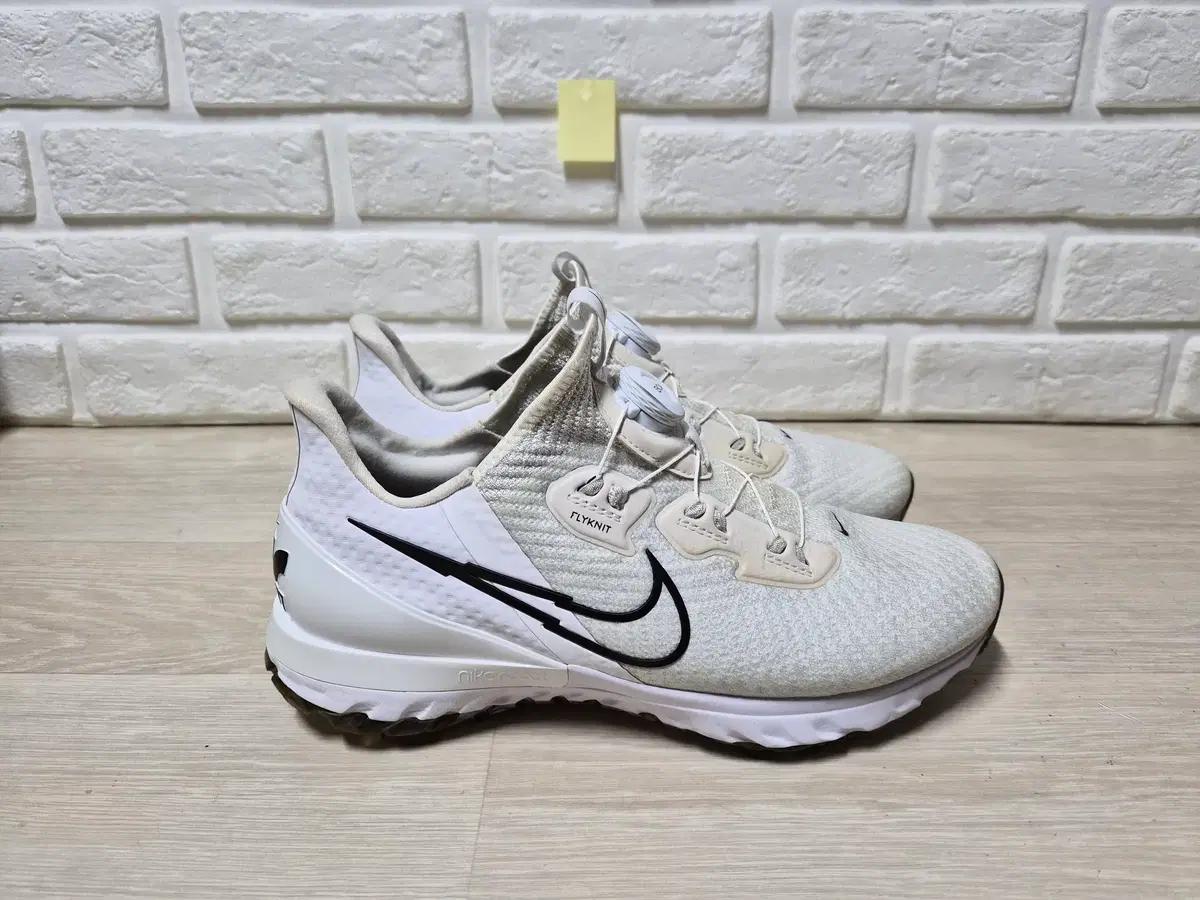 나이키 에어줌 인피니티 투어 보아 골프화 275mm