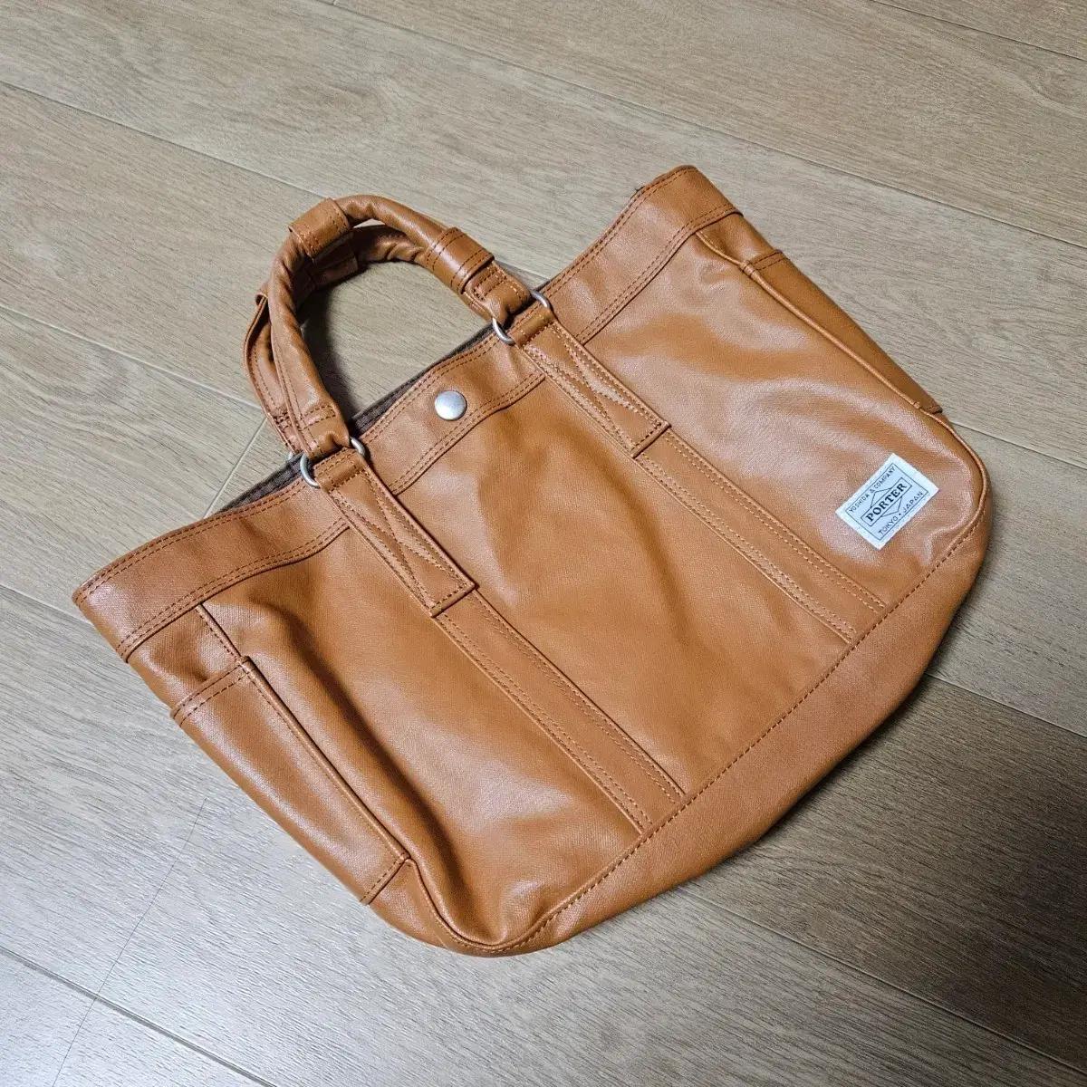 포터 브라운 레더 토트백