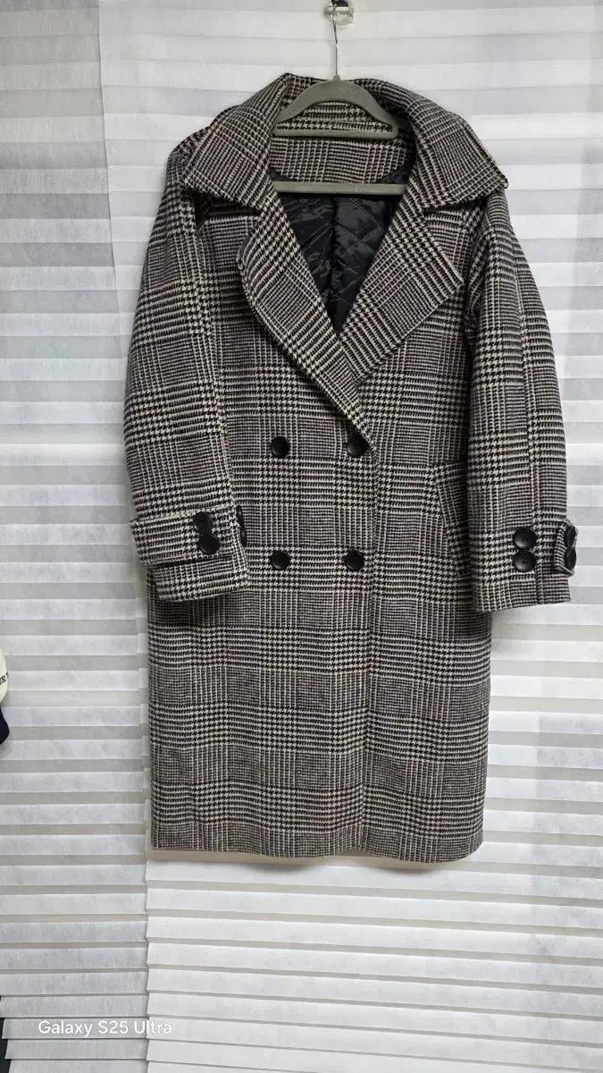 글렌체크 더블 버튼 롱코트