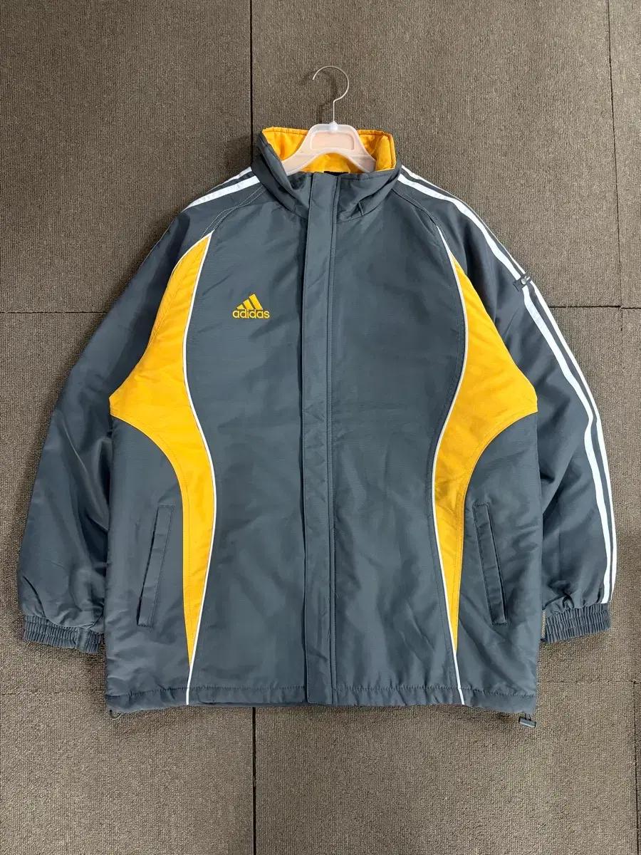 만원샵 아디다스 퀼팅안감 올드스쿨 점퍼 80(M)