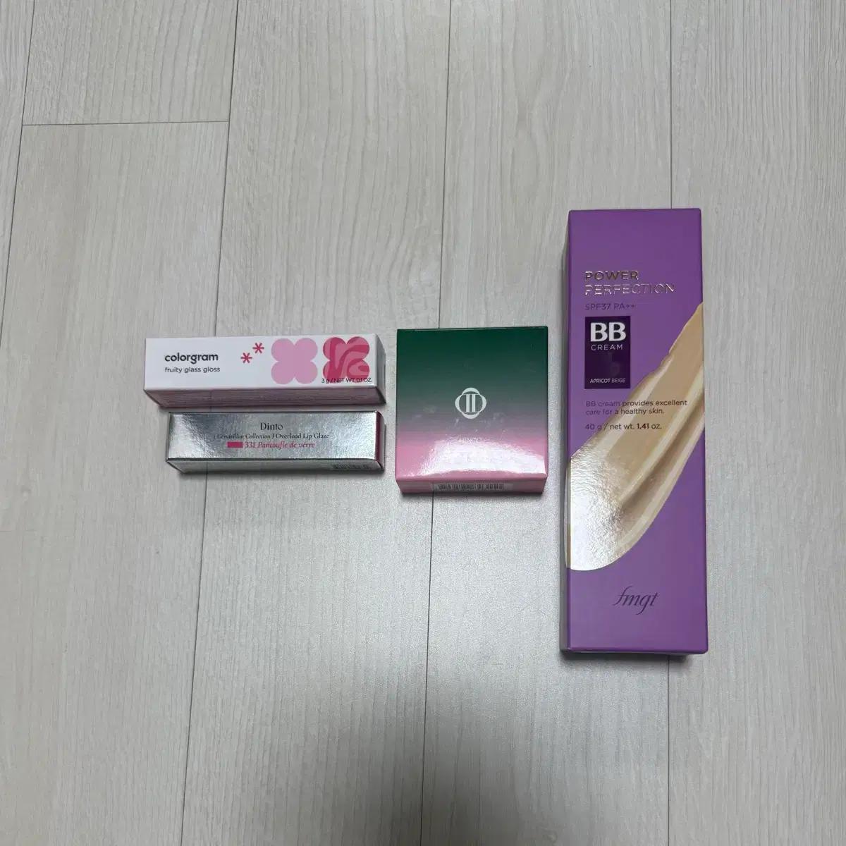 (미개봉새상품)블러셔 틴트 베이스 등 화장품 일괄판매