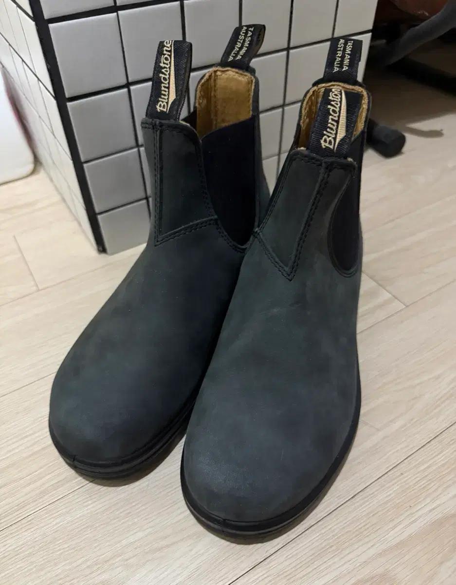 블런드스톤 587 러스틱블랙 6사이즈 (245~250)