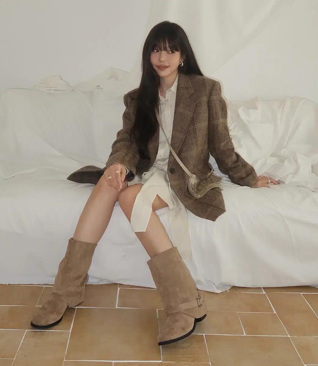 슈펜 베이지 스웨이드 버클 부츠 240mm / 여자 겨울 부츠