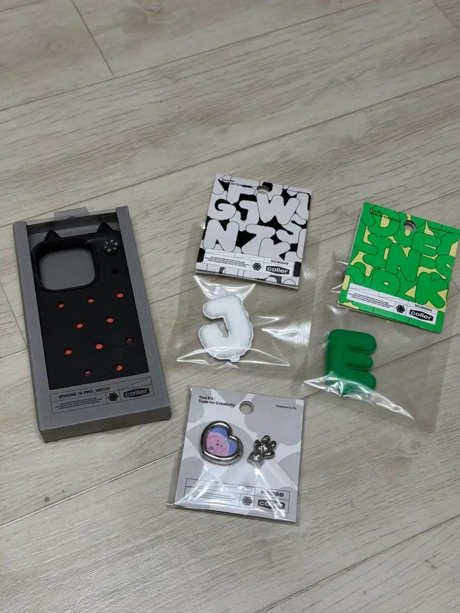 Coller 아이폰 16 Pro Meow 케이스 + 지비츠