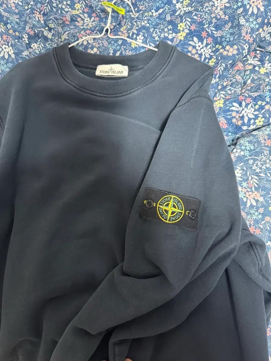 21fw 스톤아일랜드 맨투맨 xxl