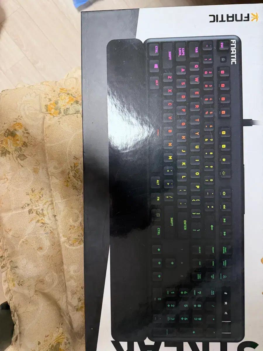 Fnatic Streak 게이밍 키보드