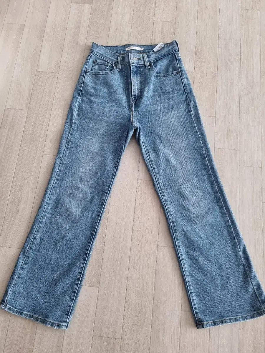 리바이스 하이웨스트 크롭 26