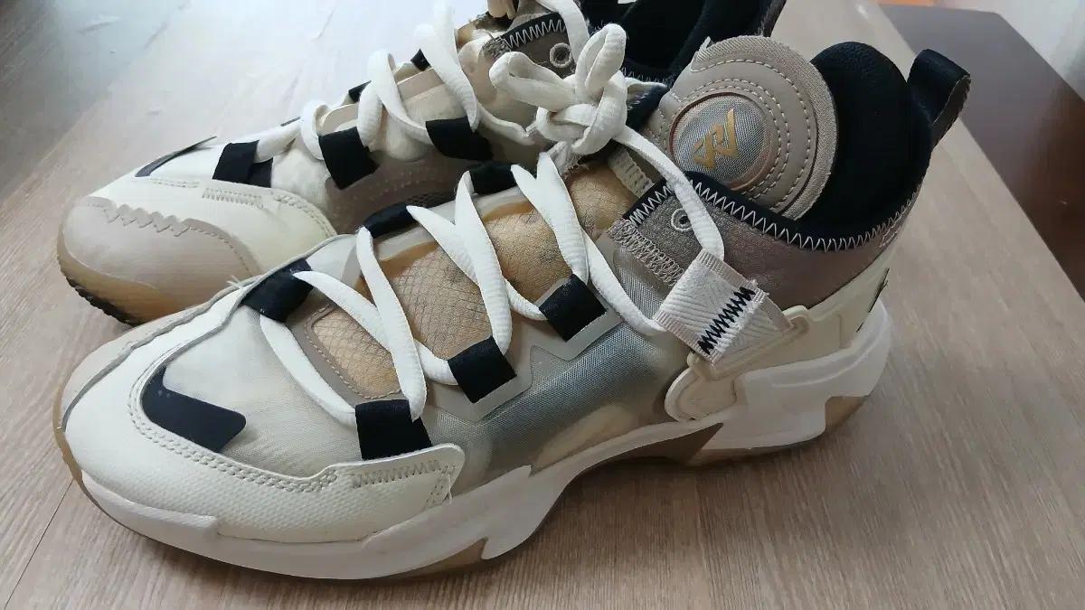 나이키 조던 와이 낫 제로 5 PF 코코넛 밀크 농구화 // 255