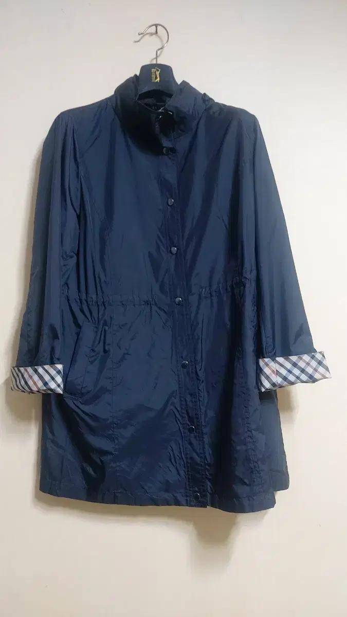 닥스 여성 네이비 트렌치 코트 13ABR