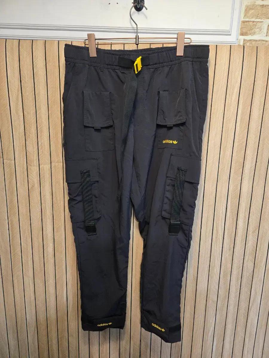 아디다스 카고바지2xL