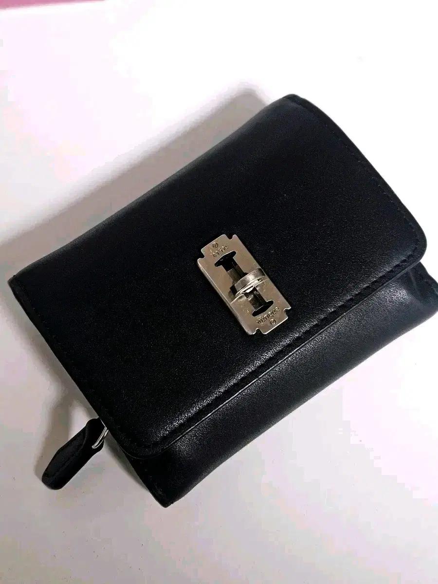 분크 오캄 디롯트 반지갑 블랙