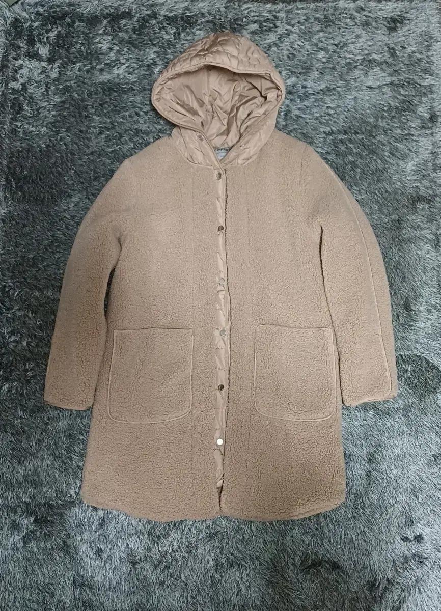 꼼빠니아 보아 플리스 패딩 퀼팅 안감 후드 롱 코트 55여성