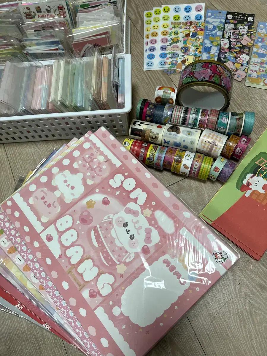 인스 도무송 떡메 랩핑지 테이프 스티커 20만원어치 처분 가격 제안받아요