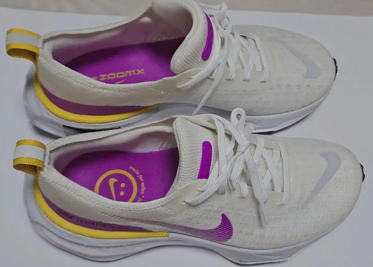 나이키 우먼스 줌X 인빈서블런 플라이니트3 러닝화 운동화 워킹화 인빈서블