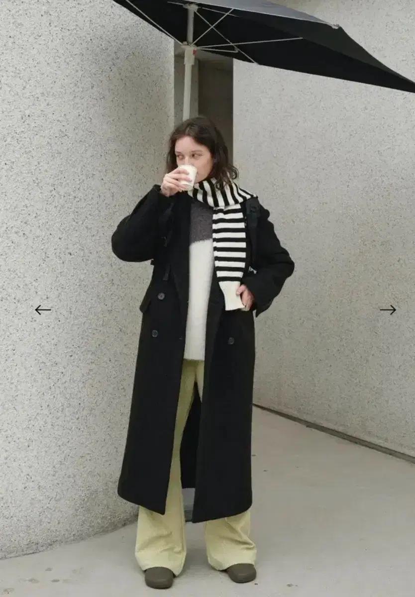 엔조블루스 플러피 롱 더블 코트 블랙