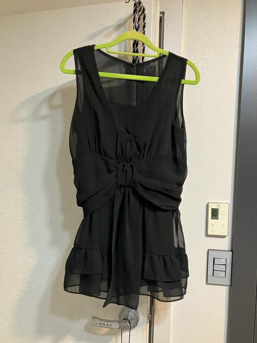 쉬폰 민소매 블라우스 블랙화이트그린