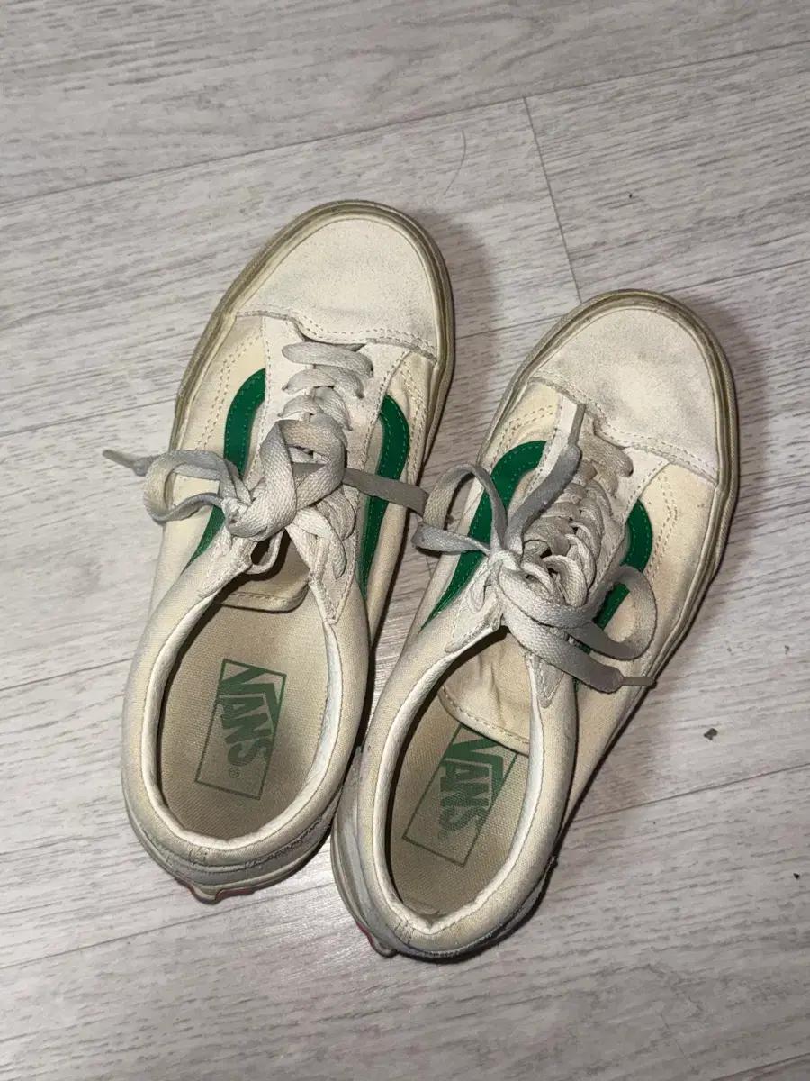 반스 올드스쿨 그린 250사이즈