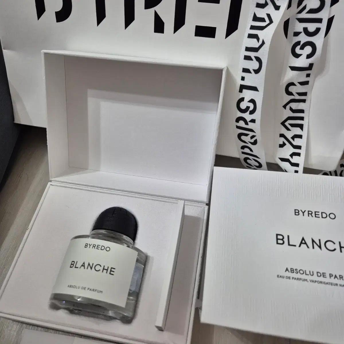 바이레도 블랑쉬 50ml 향수 새상품(덤증정!!)