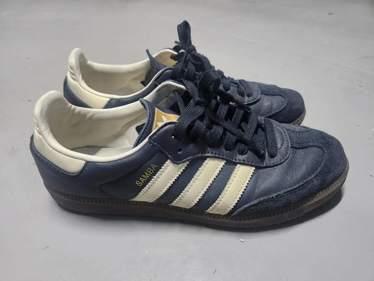 아디다스 삼바 네이비 스니커즈265