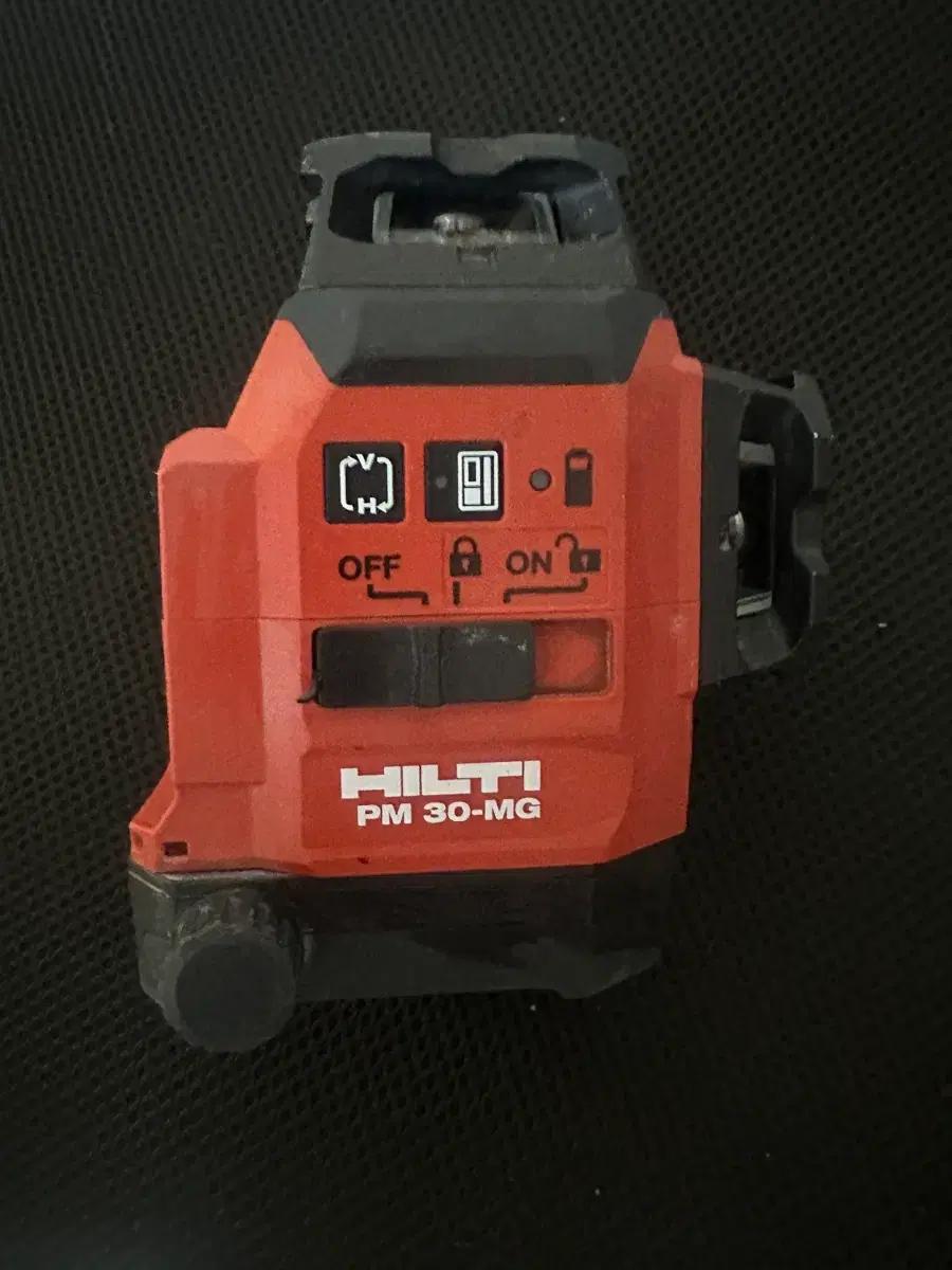힐티 HILTI PM 30-MG 레이저 레벨기 55만 원에 판매합니다.
