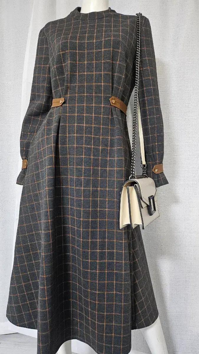 체크 자크 멋스런 롱원피스...